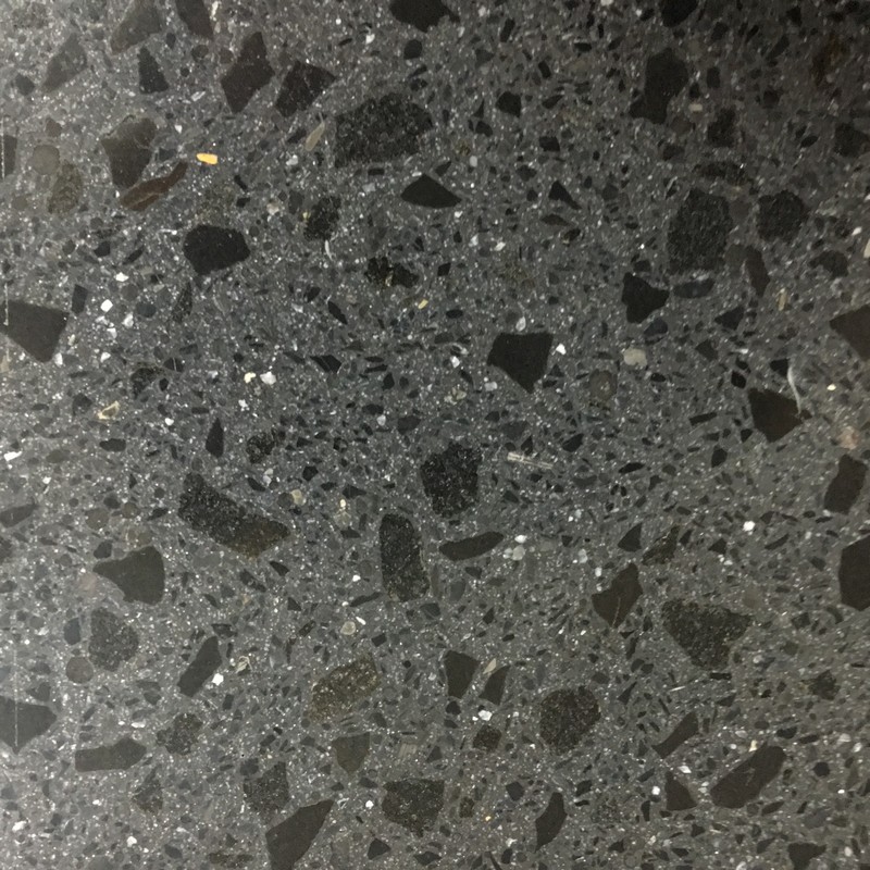 839D